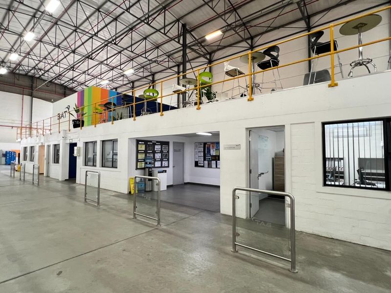 5,846m2 A-Grade Industrial Warehouse To Let | Airport Industria, Cape Town - Photo 5