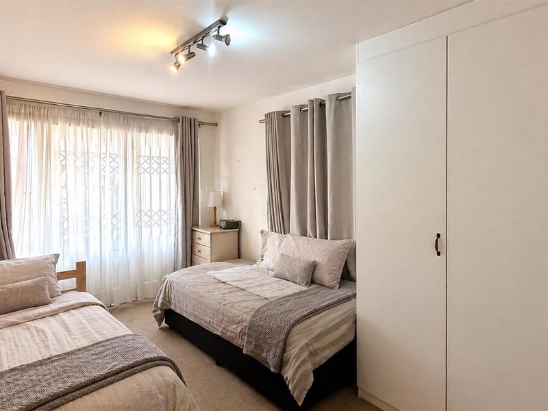 Apartment For Sale in Knysna Western Cape - Photo 7