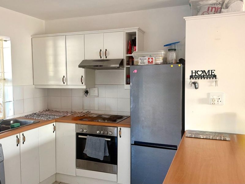 Apartment For Sale in Knysna Western Cape - Photo 2