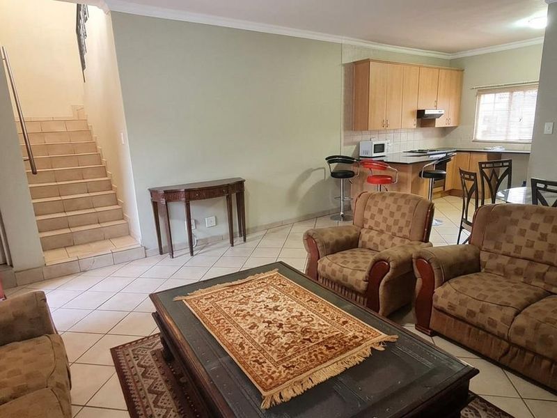 Secure, Stylish Living in The Wilds Estate - Space, Comfort and Peace of Mind - Photo 3