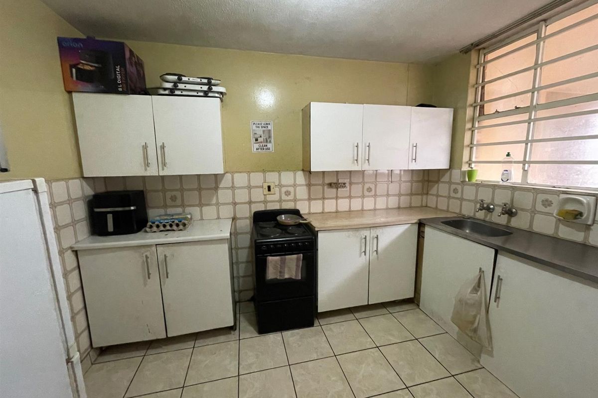 Investment Property For Sale in Sunnyside, Pretoria - Photo 2