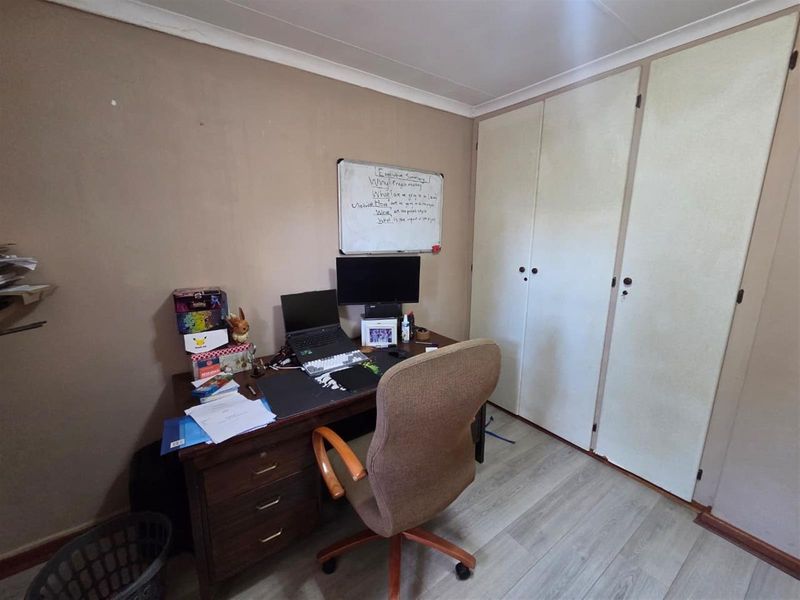 2 Bedroom Townhouse For Sale in Die Hoewes, Centurion - Photo 9