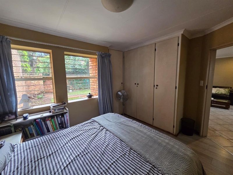 2 Bedroom Townhouse For Sale in Die Hoewes, Centurion - Photo 6