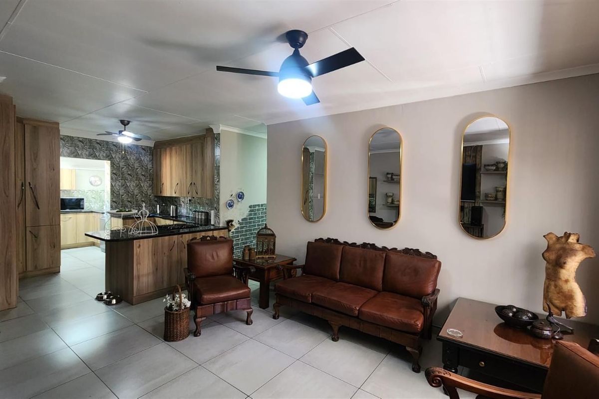 Stylish and Secure Living in Pin Oaks - Photo 4