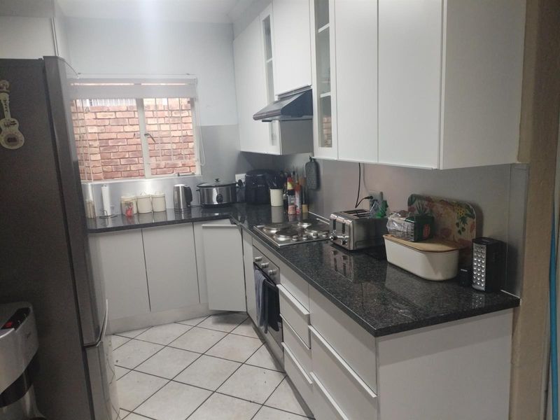 3bed, 2Baths House For Sale in Amberfield Heights, Centurion - Photo 6
