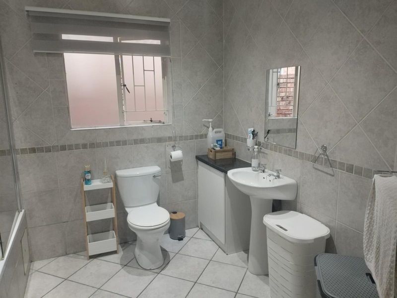 3bed, 2Baths House For Sale in Amberfield Heights, Centurion - Photo 8