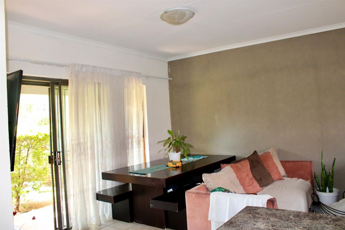2-Bedroom Townhouse with Spacious Private Garden in Secure Randpark Ridge Complex - Photo 3