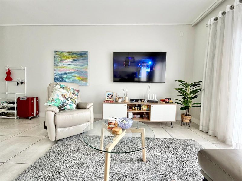 Apartment For Sale in The Polofields, Waterfall, Midrand - Photo 6