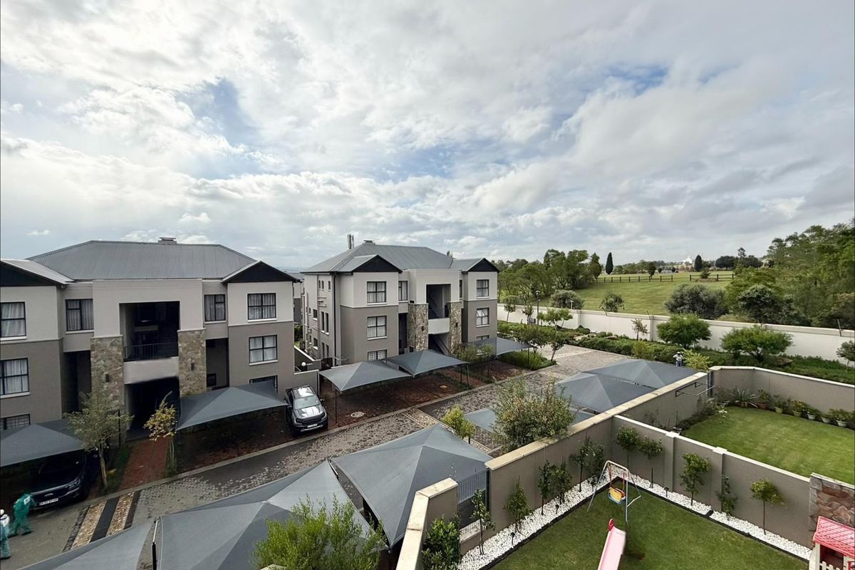 Apartment For Sale in The Polofields, Waterfall, Midrand - Photo 2