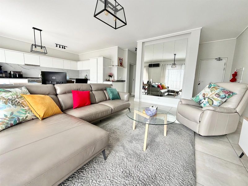 Apartment For Sale in The Polofields, Waterfall, Midrand - Photo 4