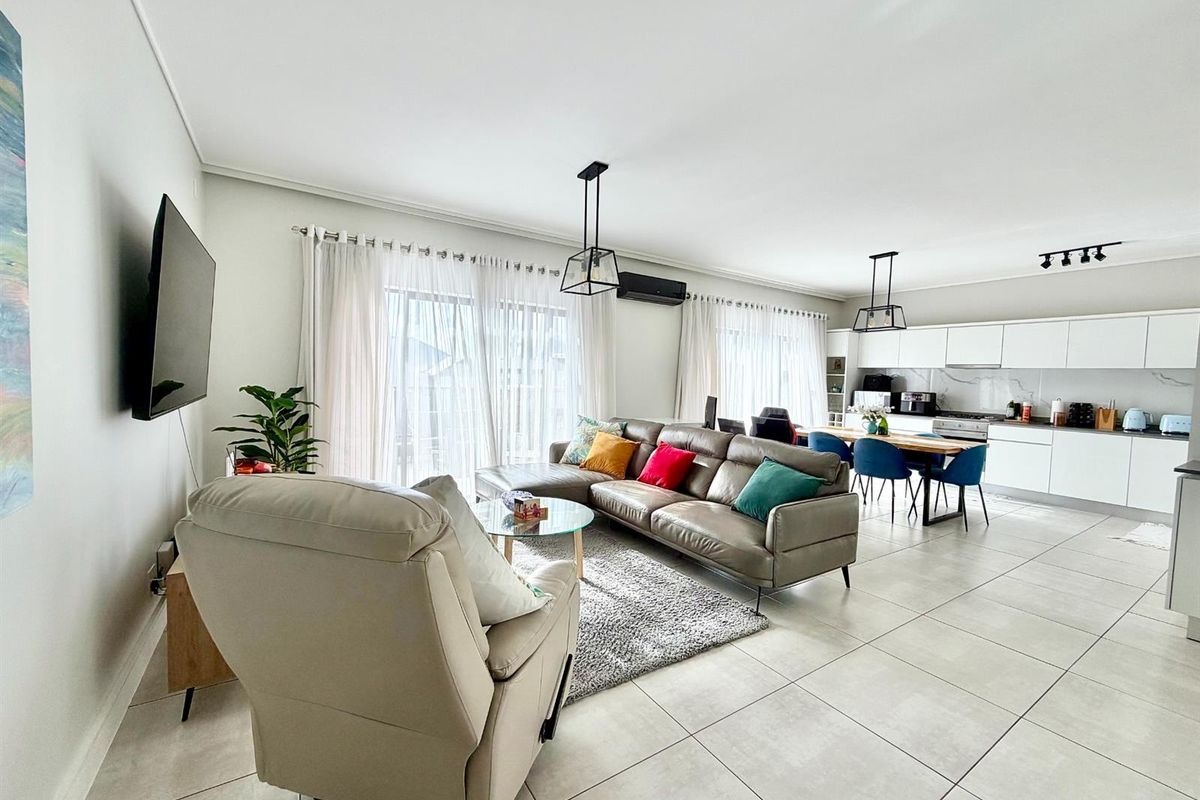 Apartment For Sale in The Polofields, Waterfall, Midrand - Photo 5