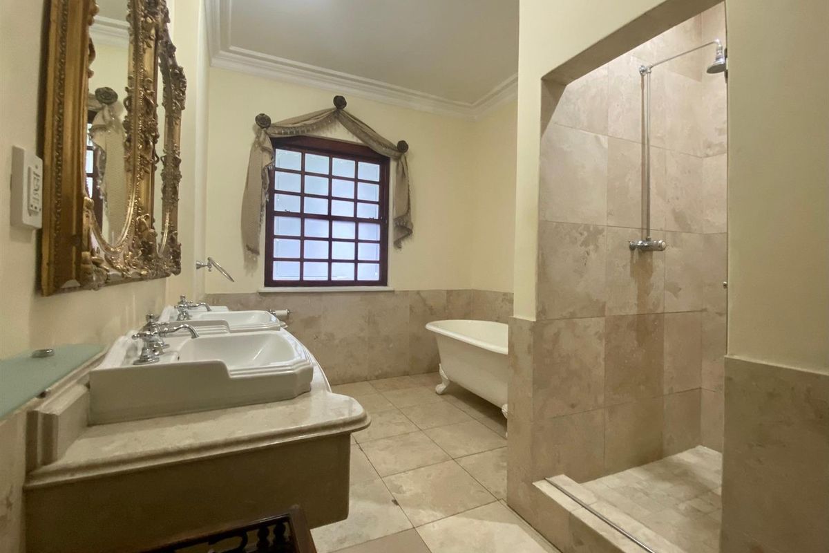 Luxury Open-Plan Studio Apartment Fully Furnished with Spacious Balcony (106) - Photo 3