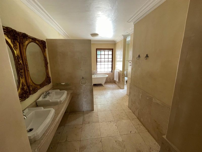 Luxury Open-Plan Studio Apartment Fully Furnished with Spacious Balcony (105) - Photo 7