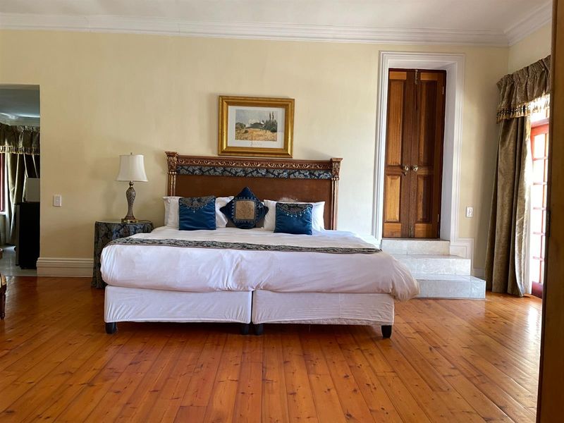 Luxury Open-Plan Studio Apartment Fully Furnished with Spacious Balcony (105) - Photo 4