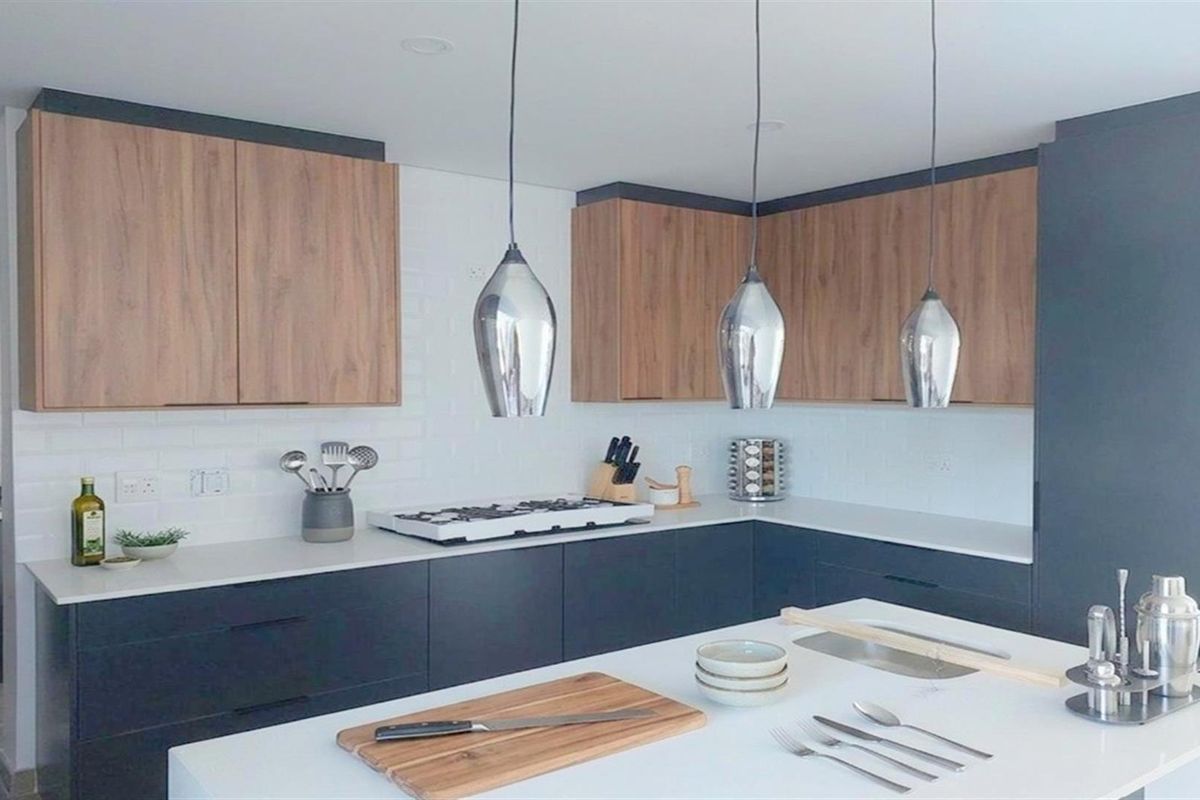 Brand new 4 Bedroom family home, awaiting it's first owner! - Photo 4