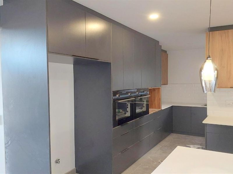 Brand new 4 Bedroom family home, awaiting it's first owner! - Photo 5