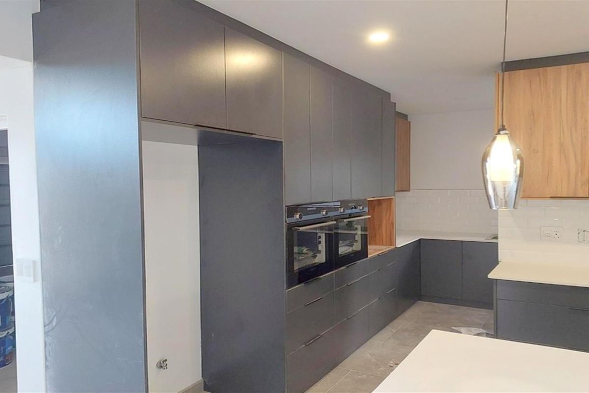 Brand new 4 Bedroom family home, awaiting it's first owner! - Photo 5
