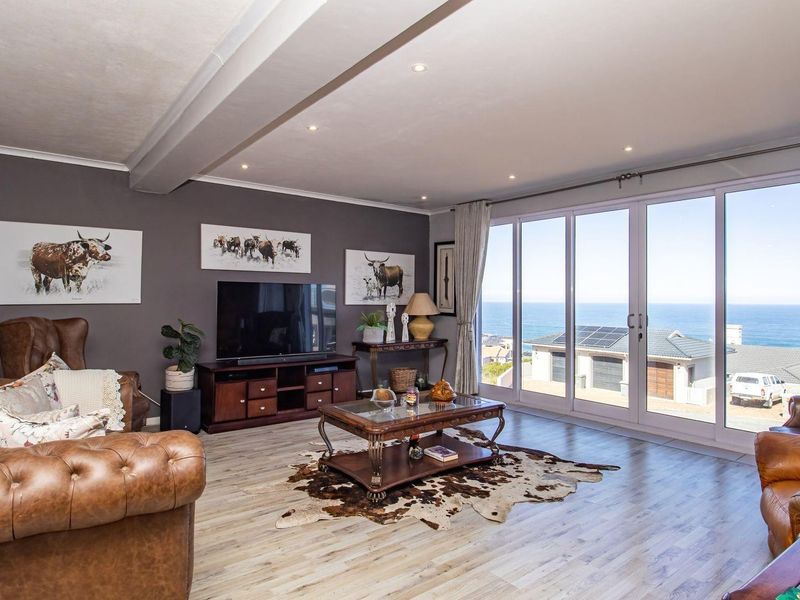 Ocean Views, Solar-Powered Family Home-Secure Estate! - Photo 10