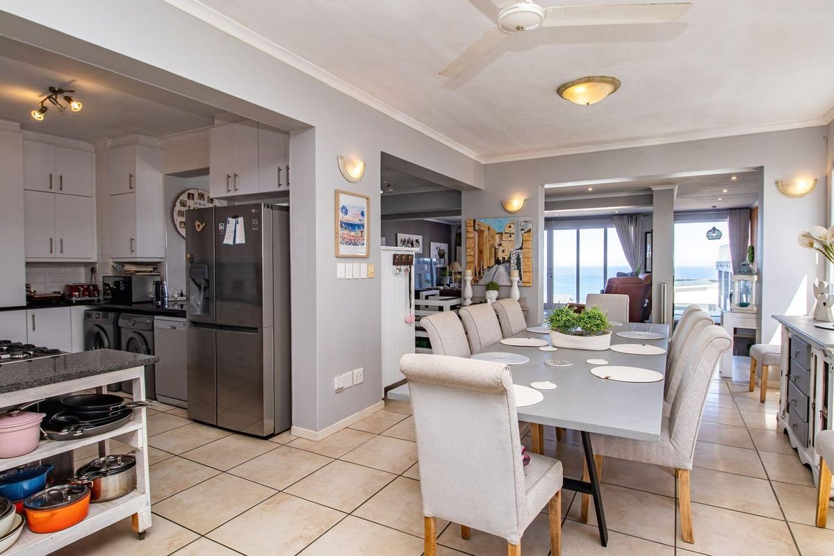 Ocean Views, Solar-Powered Family Home-Secure Estate! - Photo 4