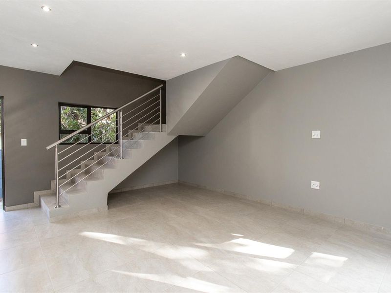 Semi-furnished, modern duplex-cottage - Photo 10