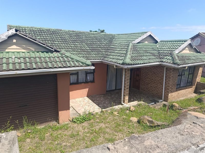 House For Sale in New Ark Tugela , KwaZulu Natal - Photo 1