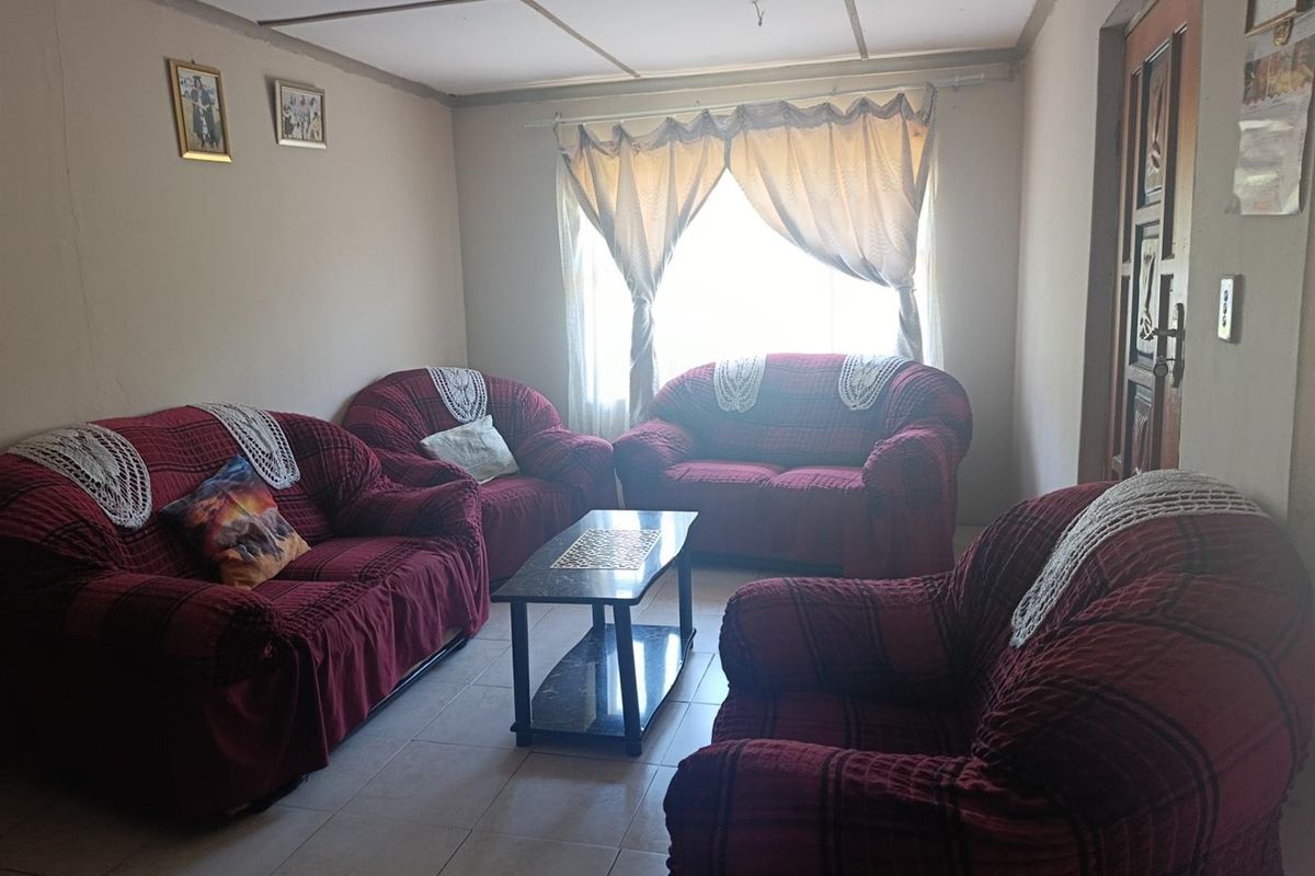 House For Sale in New Ark Tugela , KwaZulu Natal - Photo 3