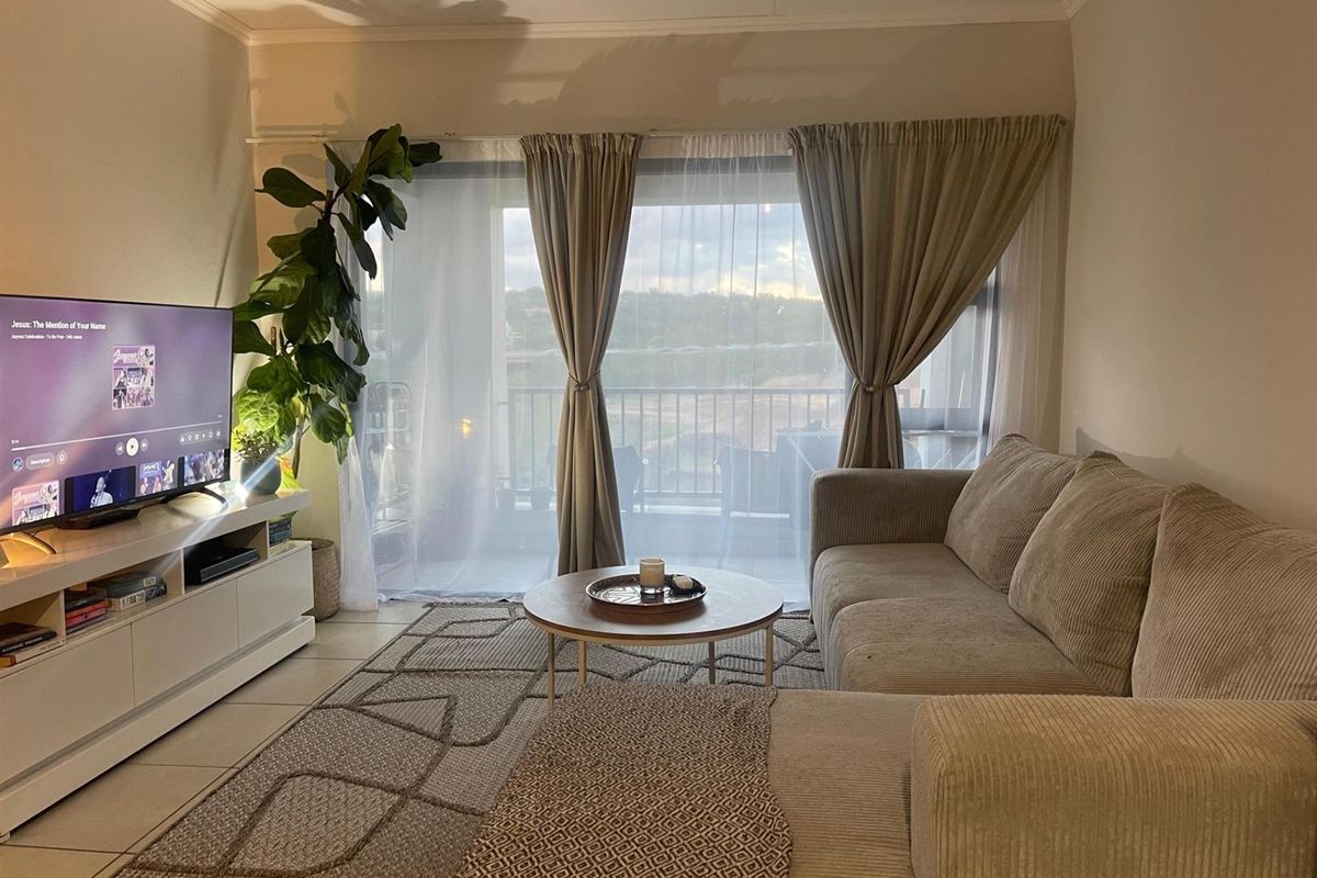 1 Bedroom Investment Apartment For Sale in Olivedale, Randburg - Photo 3