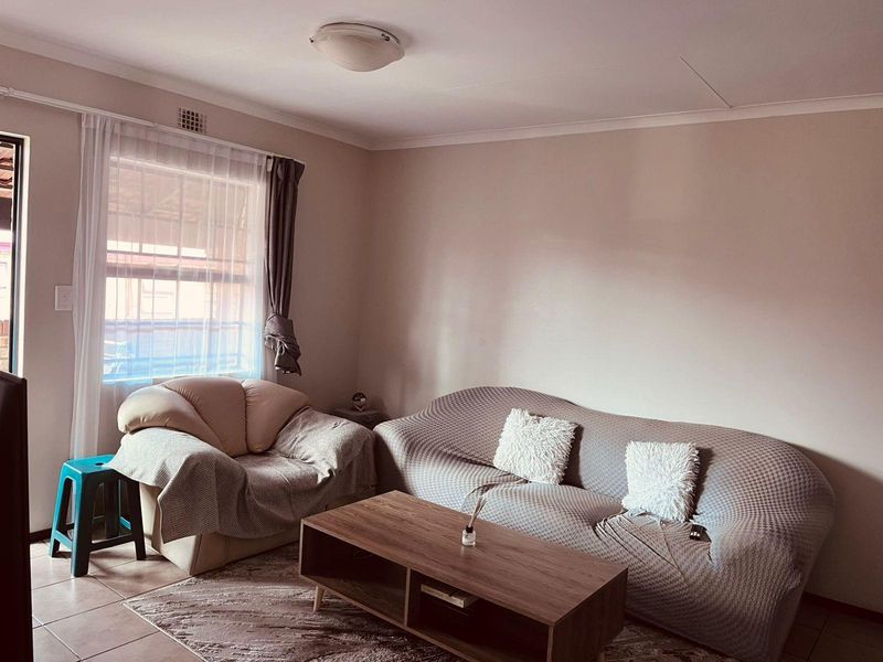 Apartment To Rent in Noordwyk, Midrand - Photo 6
