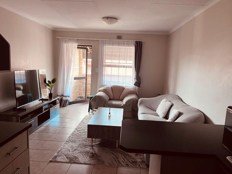 Apartment To Rent in Noordwyk, Midrand - Photo 3