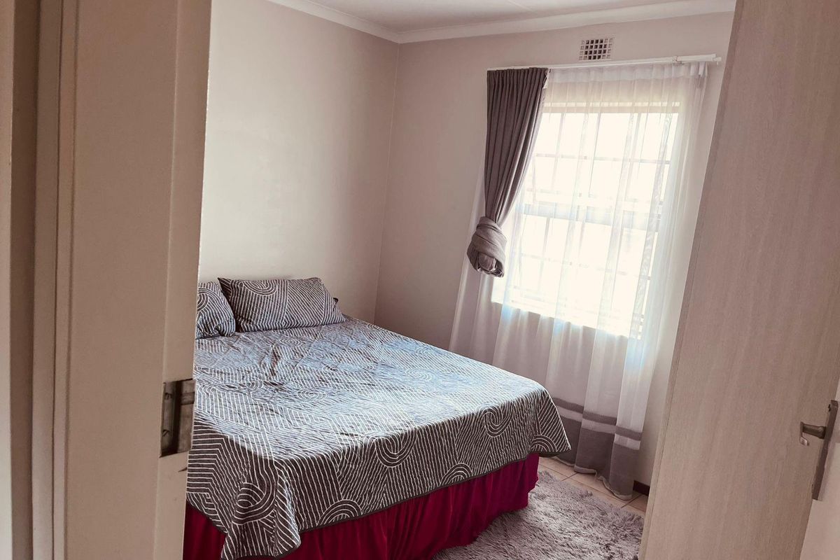Apartment To Rent in Noordwyk, Midrand - Photo 4