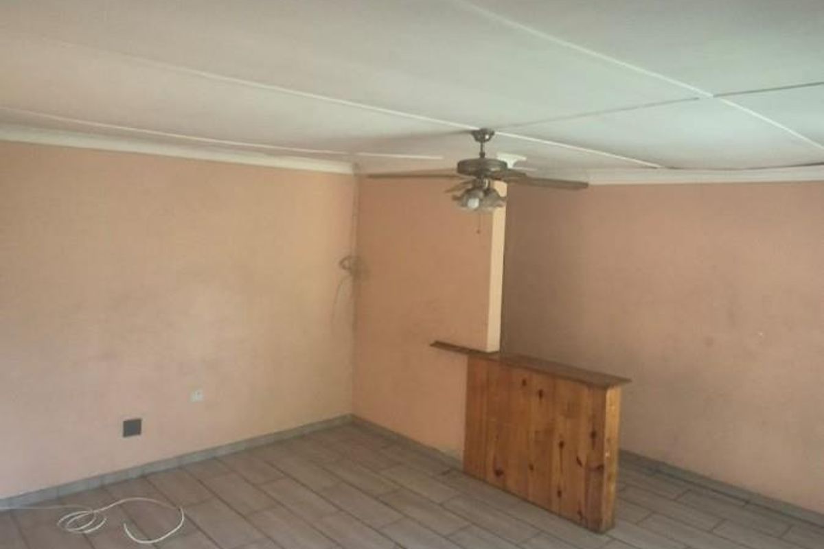 Spacious 3-Bedroom Family Home for Rent East End - Photo 5