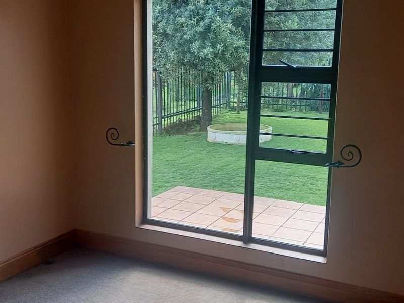 House For Sale in Rietvlei View Country Estates, Pretoria - Photo 8