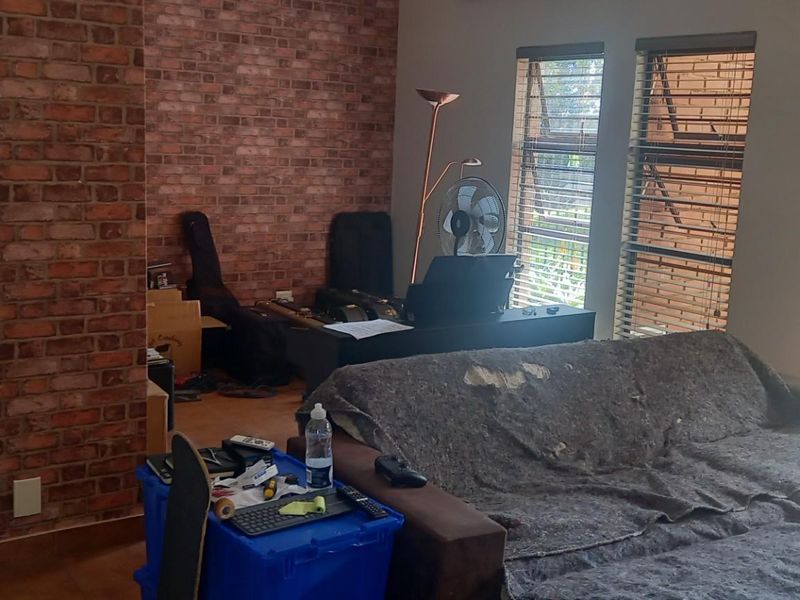 House For Sale in Rietvlei View Country Estates, Pretoria - Photo 4