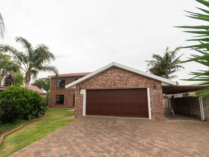 Priced to Sell! Property with Pool, Tanks + Solar Panels | Listed by Danté Koen, eXp Realty - Photo 3