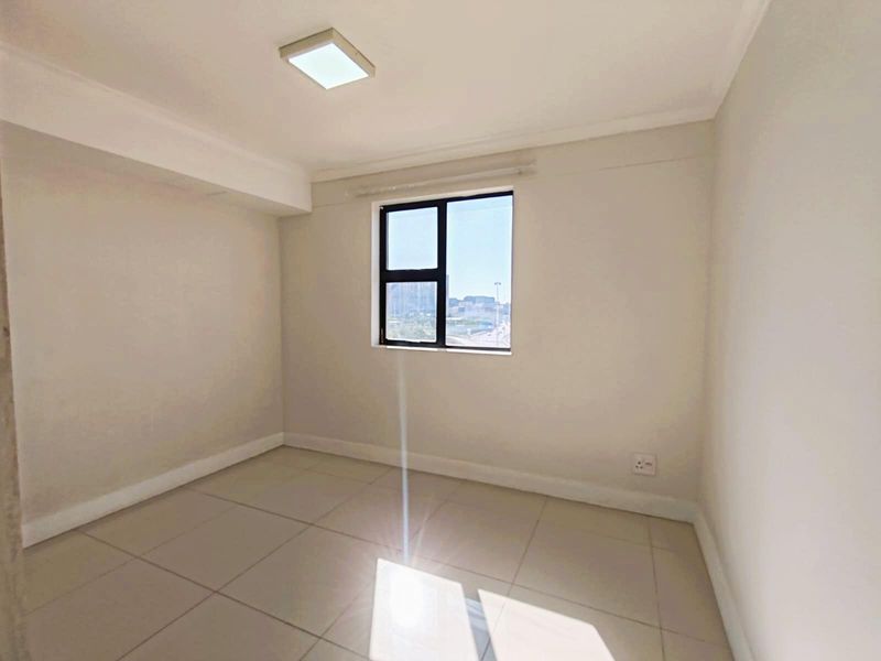 No Transfer Duty/Apartments For Sale in Zonnebloem, Cape Town - Photo 10
