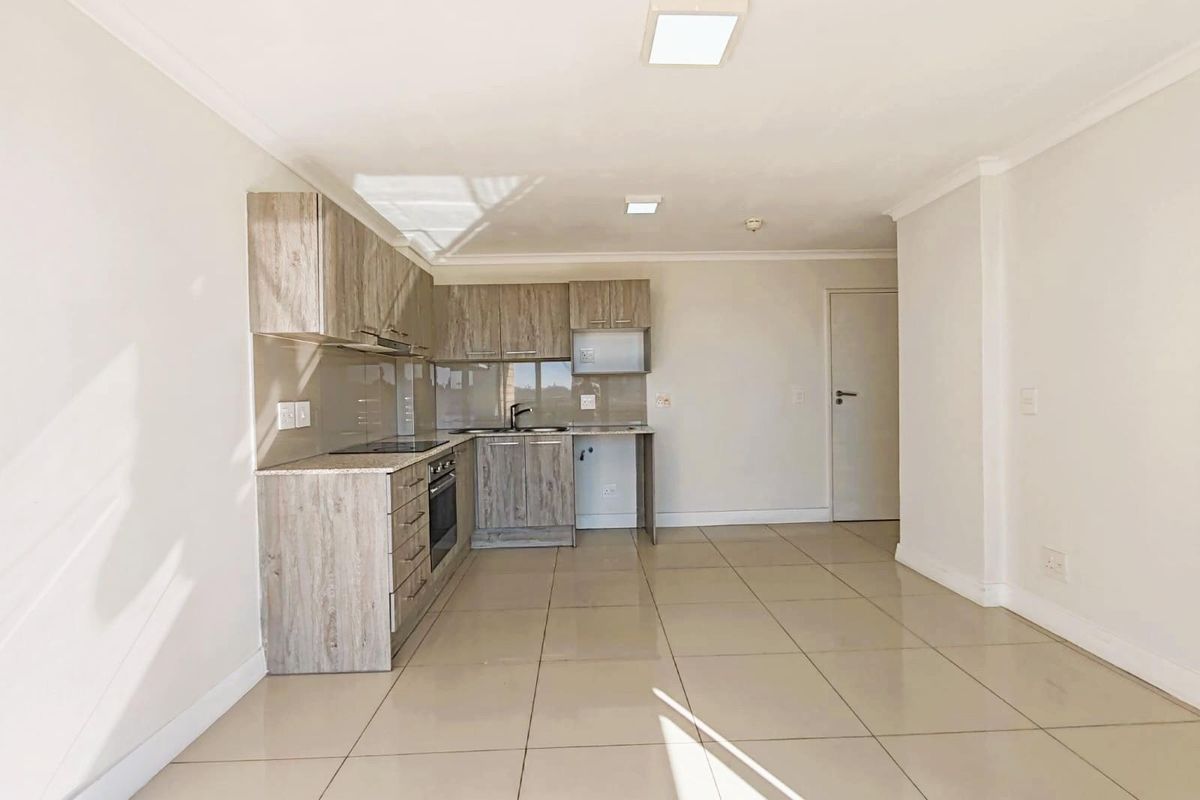 No Transfer Duty/Apartments For Sale in Zonnebloem, Cape Town - Photo 4