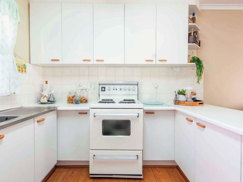 Rare Find: More room to breathe in Edgemead's most desirable Retirement Village - Photo 3