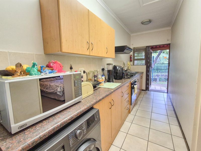 Charming 1-Bedroom Home in Peaceful Wellington Retirement Village - Photo 4