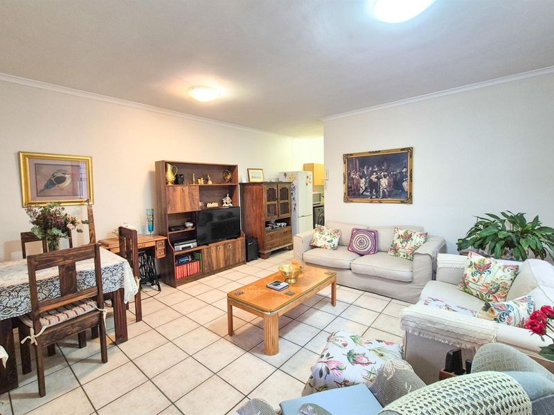 Charming 1-Bedroom Home in Peaceful Wellington Retirement Village - Photo 3