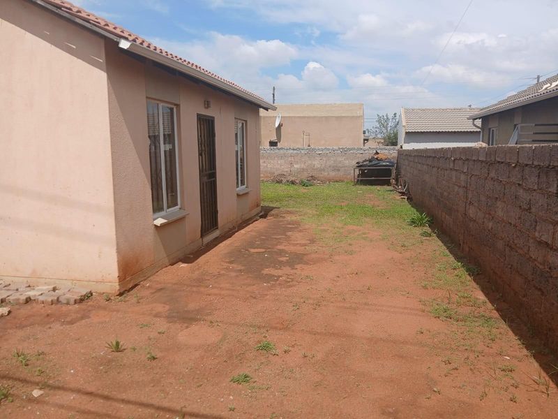 3 Bedroom House for Sale in Protea Glen EXT31 - Photo 8