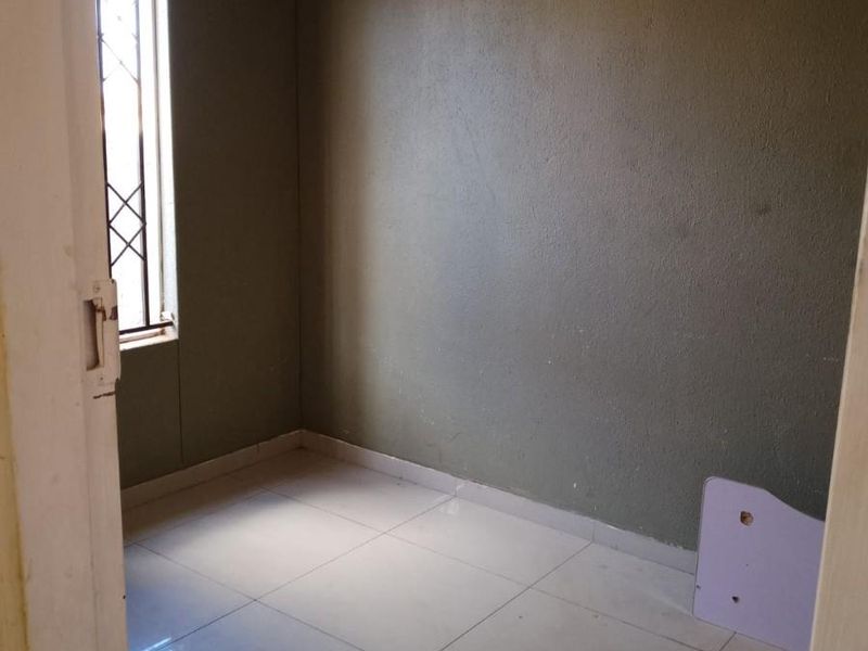 3 Bedroom House for Sale in Protea Glen EXT31 - Photo 5