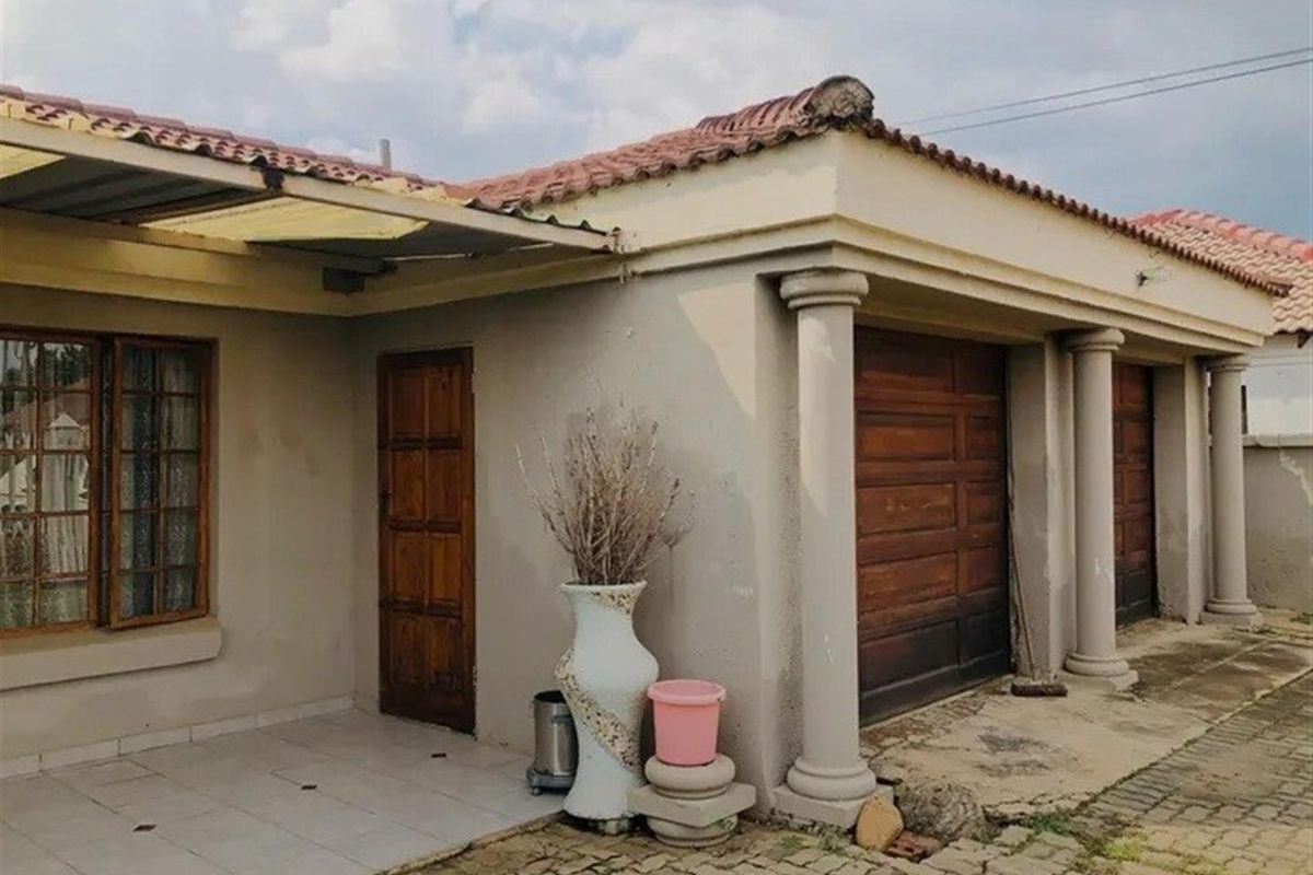 House For Sale in Kudube, Temba - Photo 3