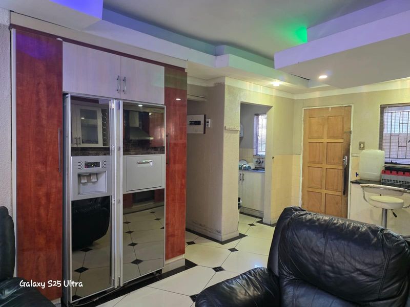 House For Sale in Witbank Ext 10, Witbank - Photo 9