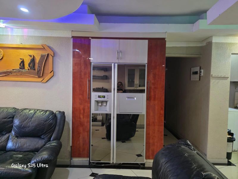 House For Sale in Witbank Ext 10, Witbank - Photo 5