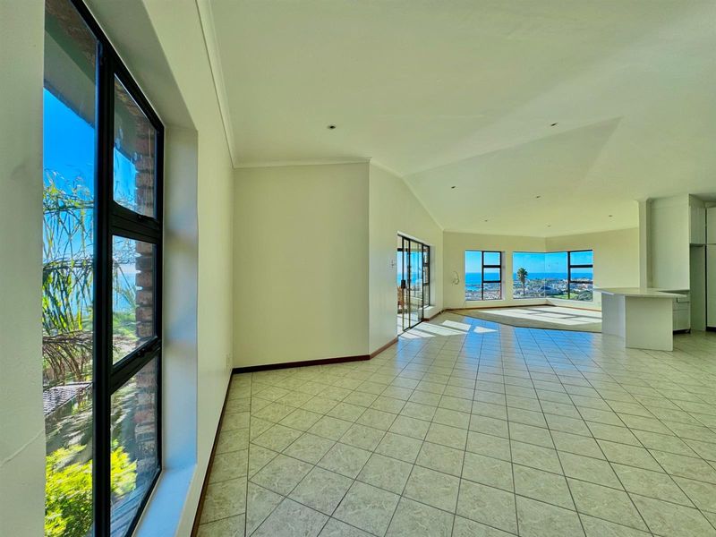 House For Sale in Santos Bay, Mossel Bay - Photo 9