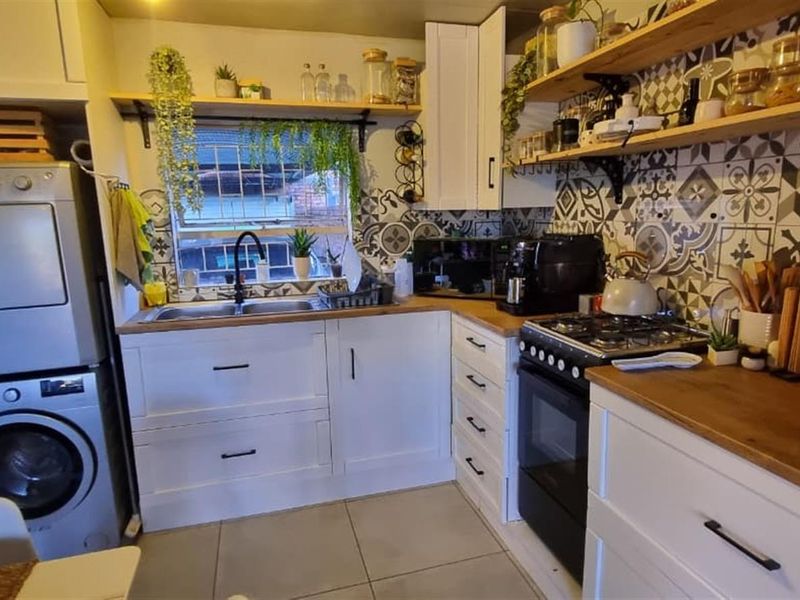 Easy Living in Sought-After Serene Place, Townhouse For Sale in Garsfontein, Pretoria - Photo 6