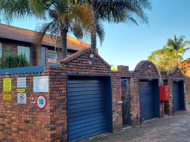 Easy Living in Sought-After Serene Place, Townhouse For Sale in Garsfontein, Pretoria - Photo 3