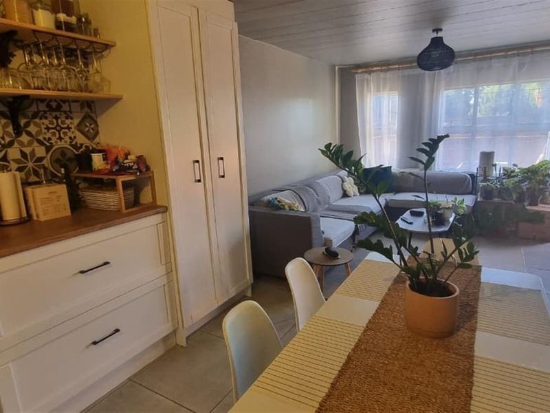 Easy Living in Sought-After Serene Place, Townhouse For Sale in Garsfontein, Pretoria - Photo 4