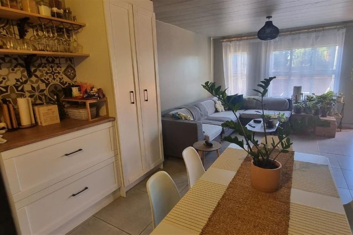 Easy Living in Sought-After Serene Place, Townhouse For Sale in Garsfontein, Pretoria - Photo 4
