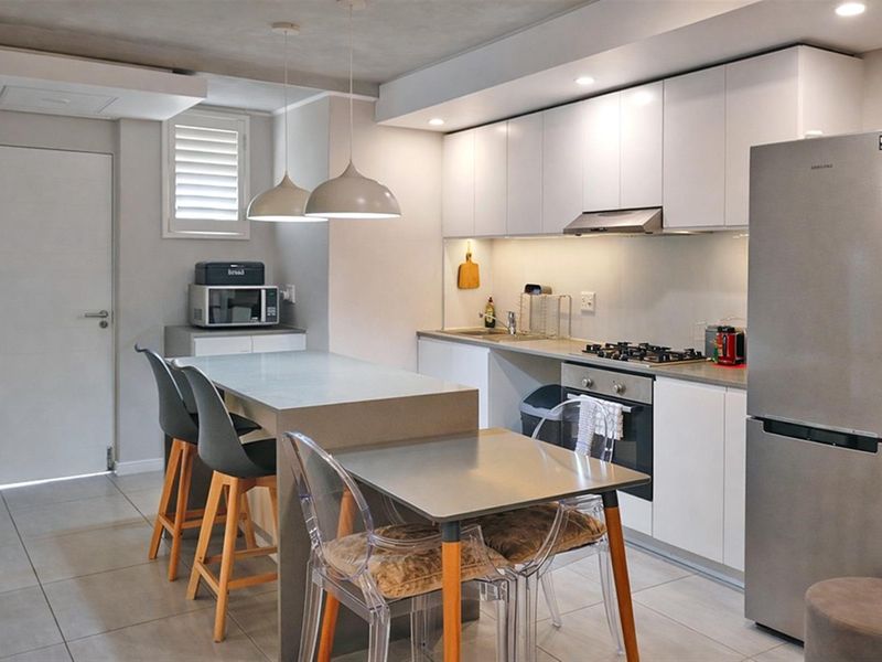 Available immediately! Beautifully Furnished 2-bed, 2-bath apartment to let in Sibaya Precinct - Photo 7